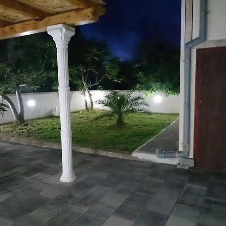 Elizabeta Apartmán Nin