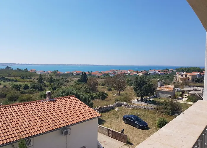 Elizabeta Appartement Nin