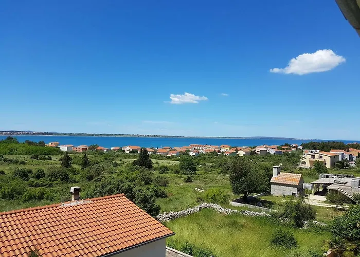 Elizabeta Appartement Nin