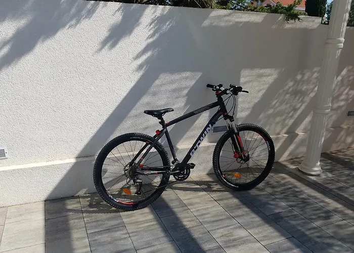 Elizabeta Appartement Nin