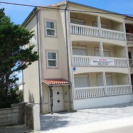 Elizabeta Apartment Nin